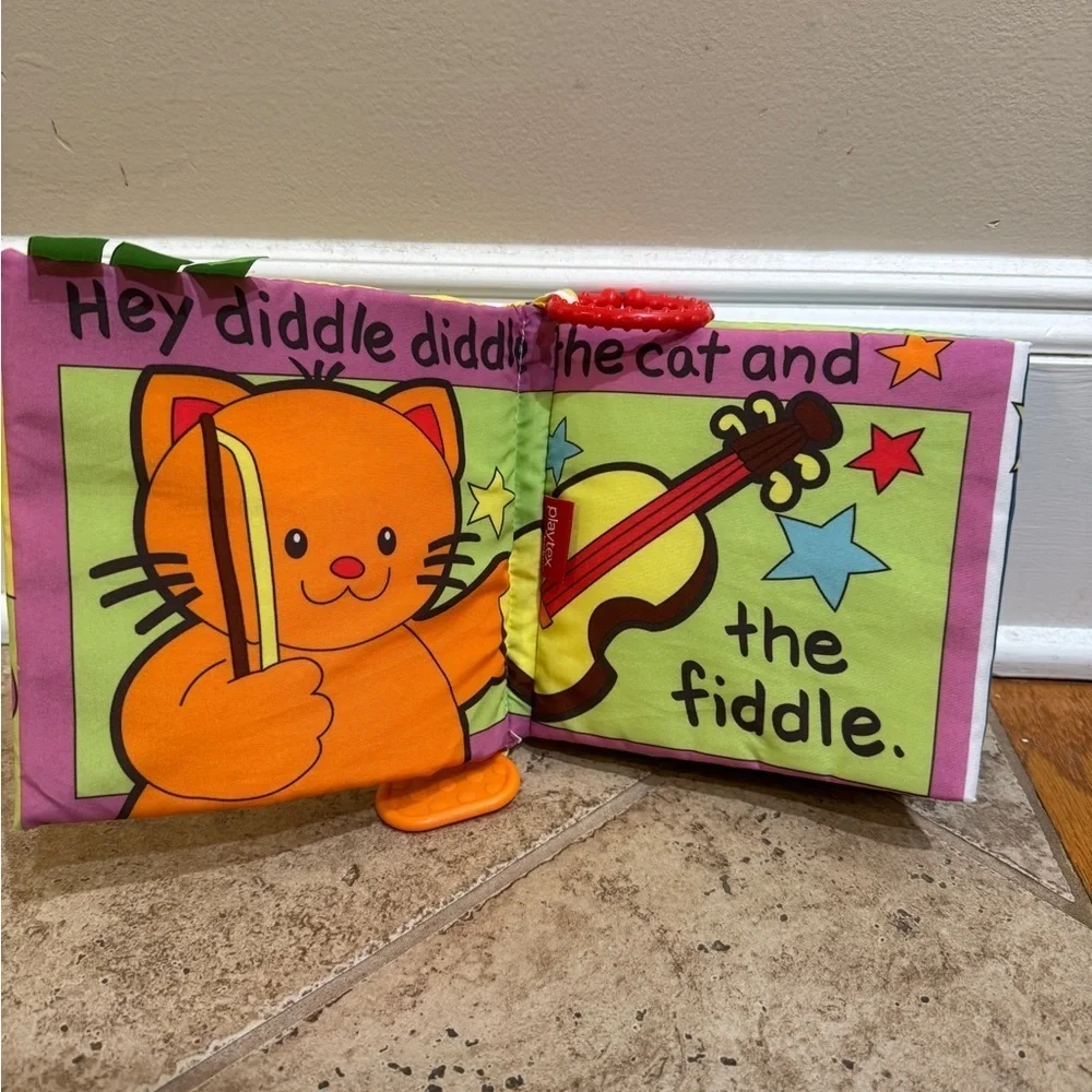 NWOT Colorful Hey Diddle Diddle Soft Toy Book with Teether